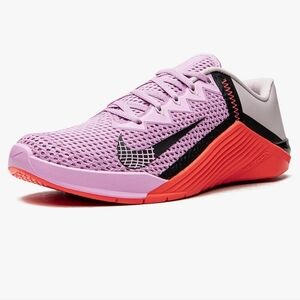 LIKE NEW Nike Women’s Metcon 6 Sneakers